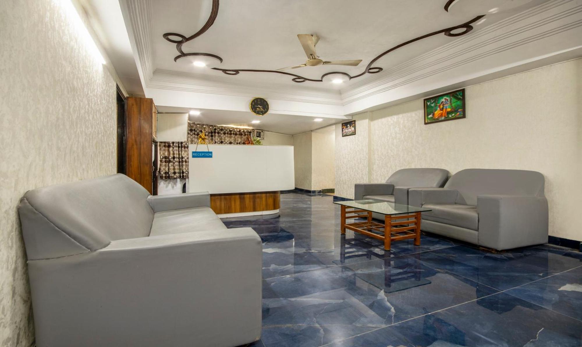 Itsy Hotels Shree Krishna Palace أحمد أباد المظهر الخارجي الصورة